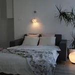 Sunny Mokotow - Apartment Near The Metro